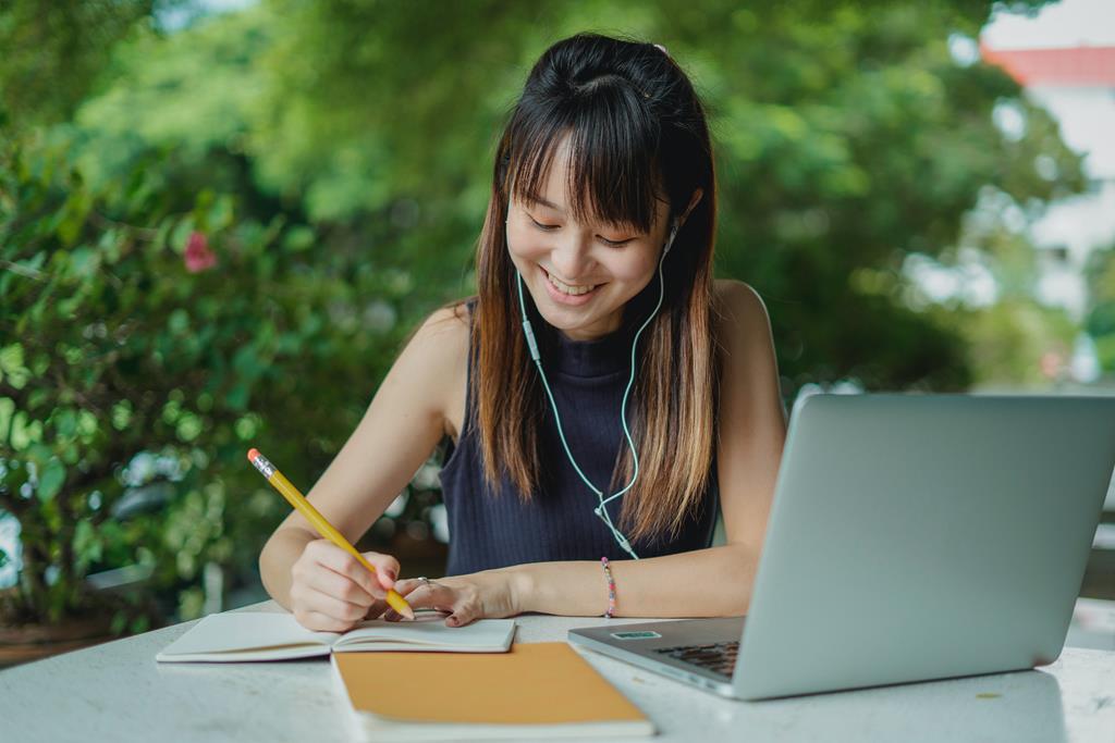  Tips Sukses Menjawab Soal Speaking TOEFL secara Natural