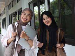 Program Sistem Informasi dengan Kelas Hybrid di Masoem University: Fleksibilitas dan Kualitas Pendidikan