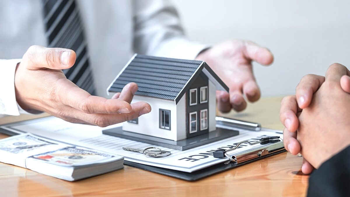Mengenalkan Lingkungan Properti Lewat Konten Medsos