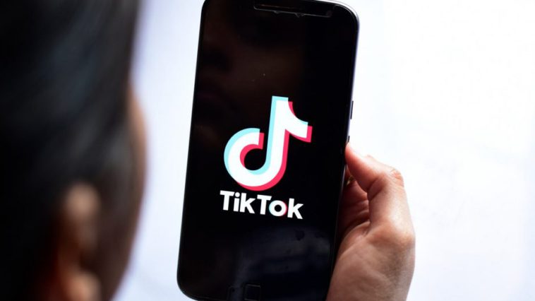 Cara live streaming TikTok viral
