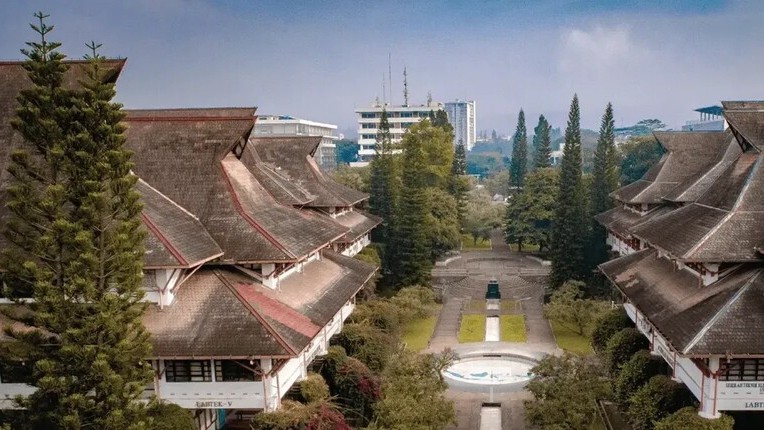 Mengapa Biaya Kuliah ITB Patut Dipertimbangkan oleh Calon Mahasiswa