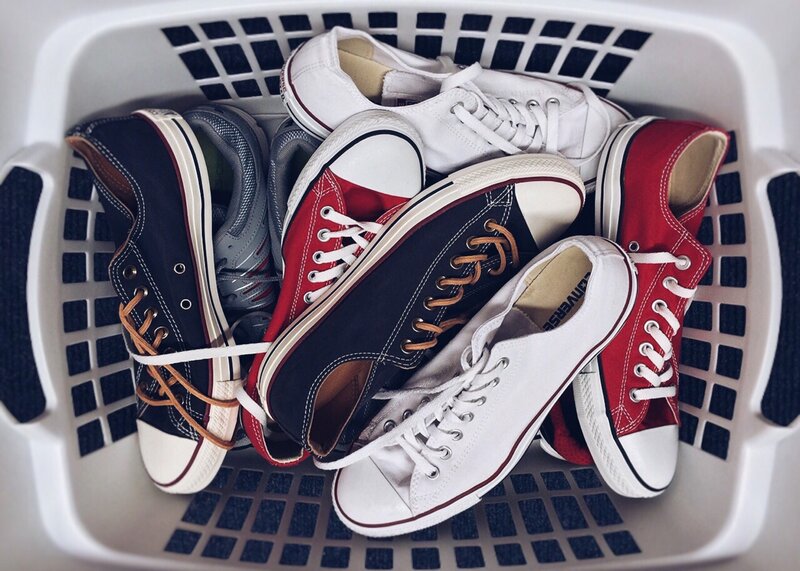 Meningkatkan Daya Saing Bisnis Sepatu dengan Promosi Website Jual Sepatu