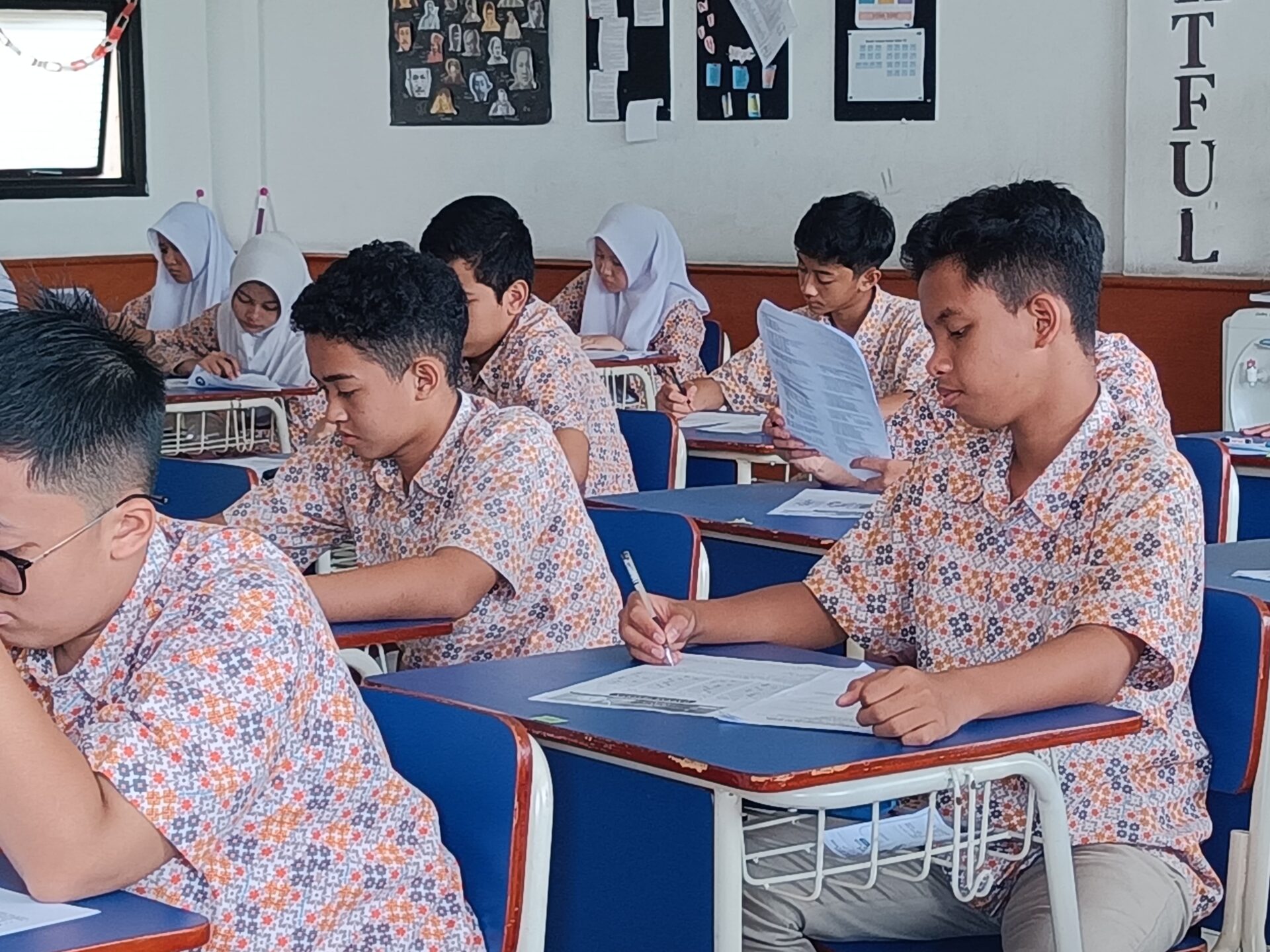 Protokol Keamanan di SMA Islam Al Masoem Bandung: Dari Penjagaan Hingga Evakuasi