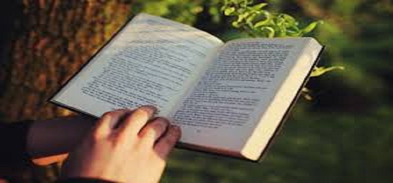 Mengenalkan Minat Baca Pada Anak