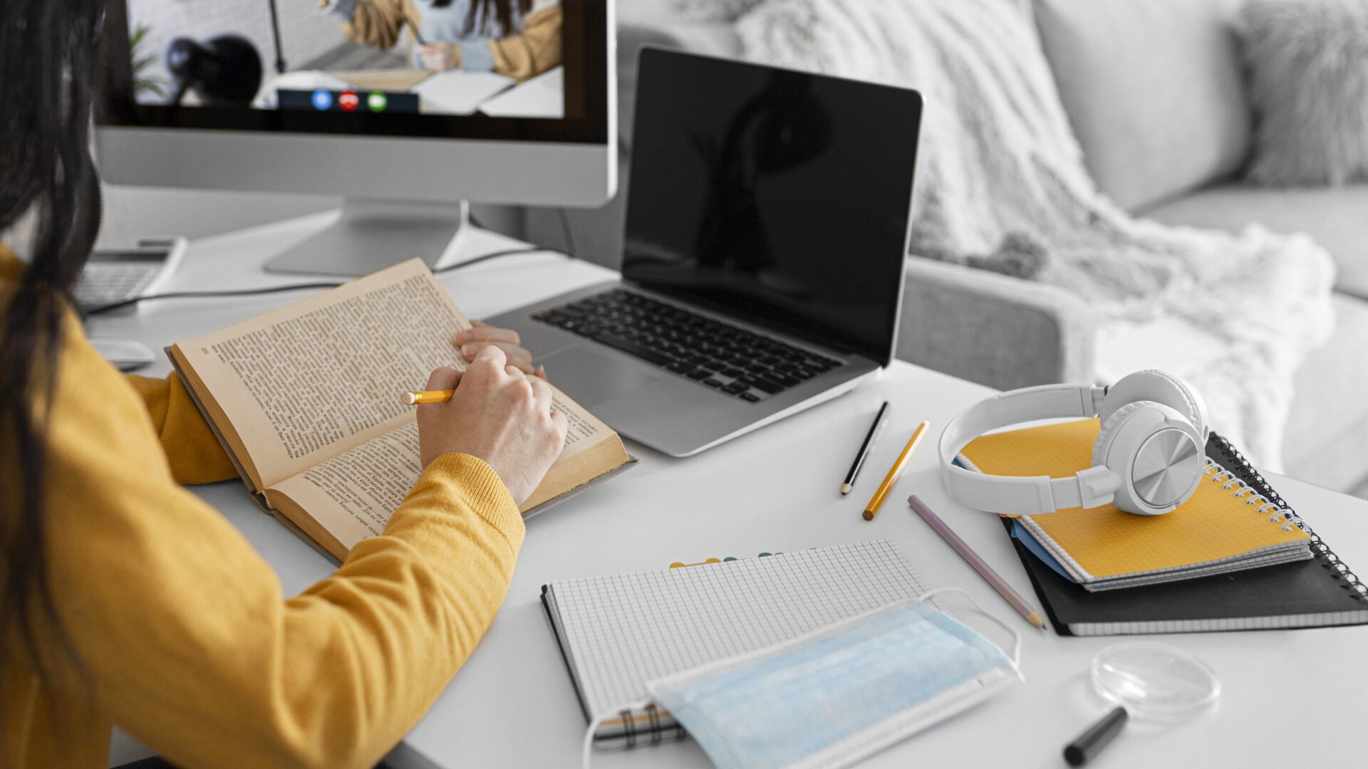 Apa itu Kelas Karyawan di Perguruan Tinggi?