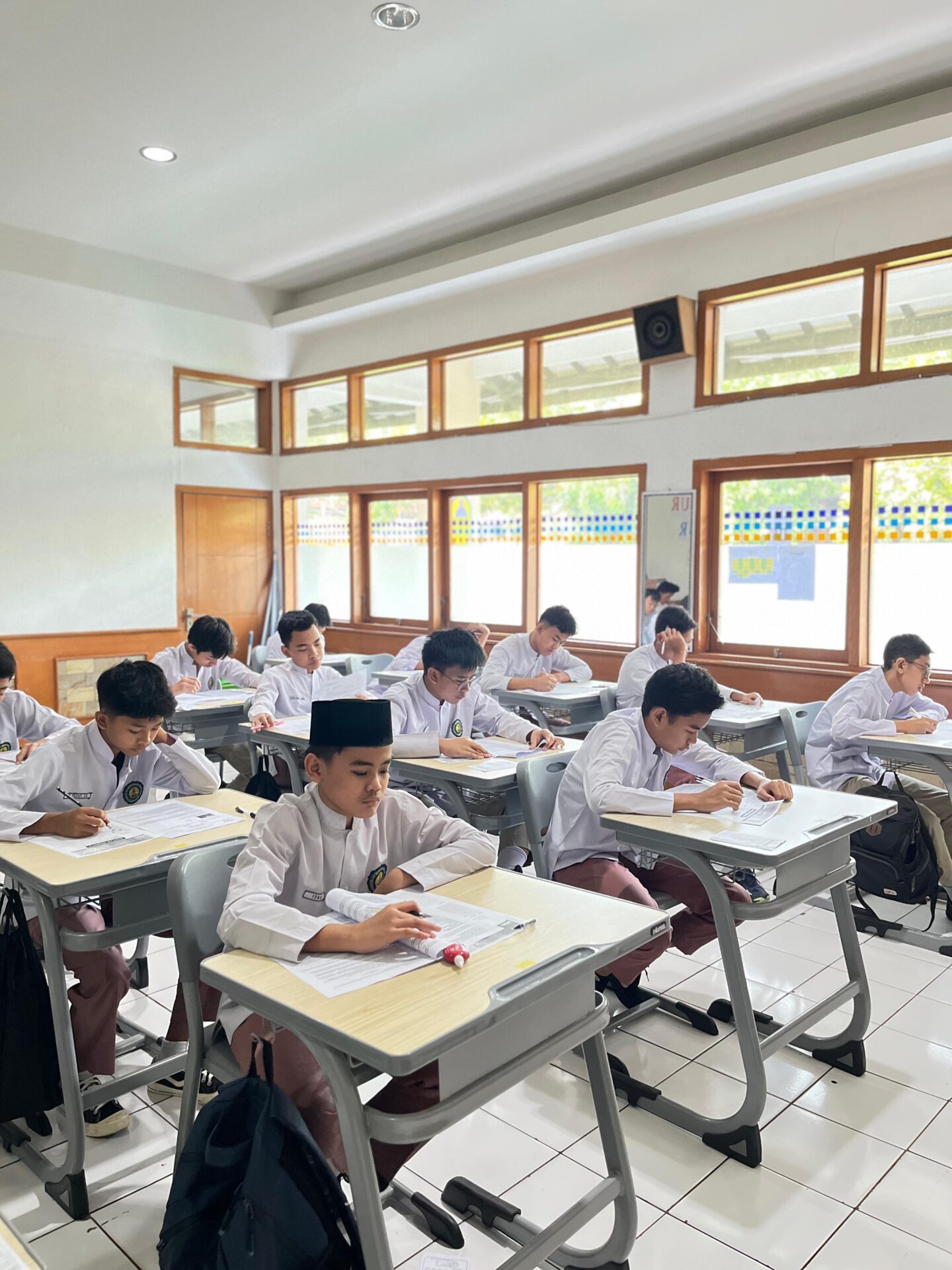 Fasilitas Keamanan SMA Islam Al Masoem Bandung: Langkah Preventif dan Penanganan Cepat
