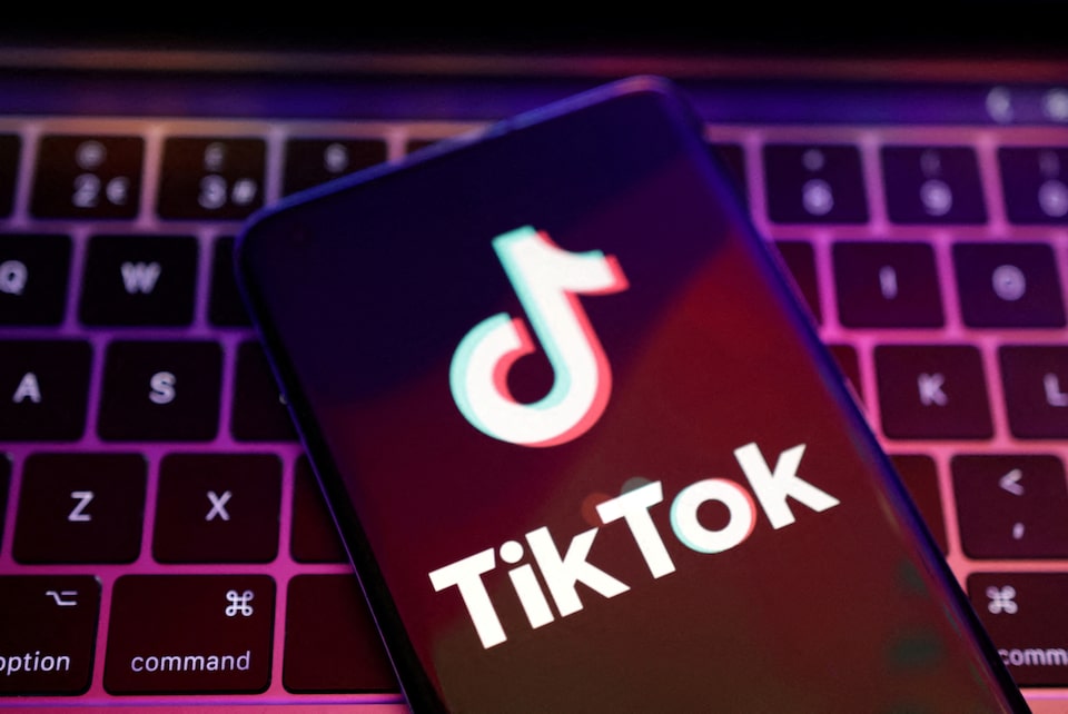 Menggelindingnya Fenomena Buzzer Pilkada di TikTok dan Peran Rajakomen.com dalam Memaksimalkan Kampanye