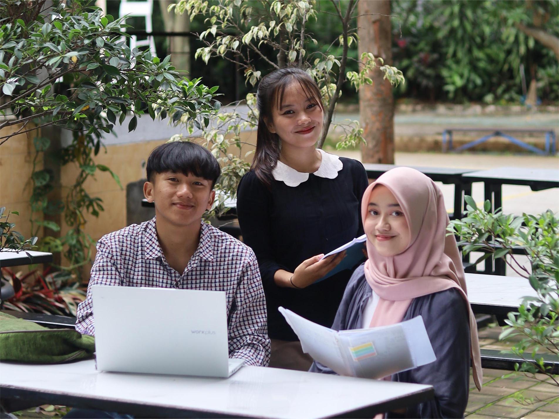 Kuliah Jurusan Bimbingan dan Konseling Belajar Apa Saja? Adakah Universitas di Bandung yang Ada Kelas Karyawan?