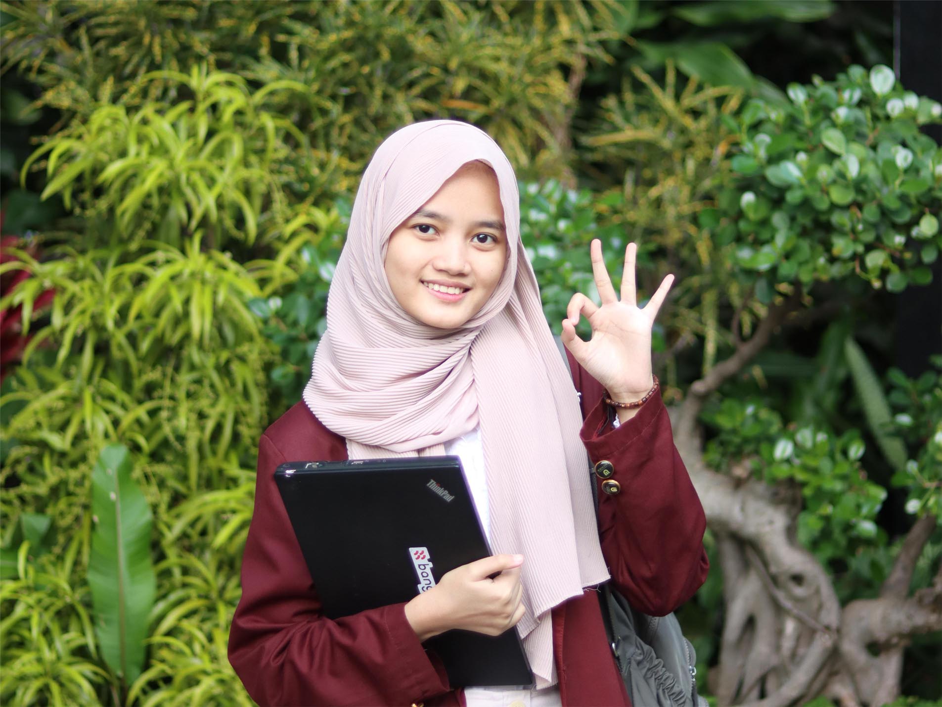 Ingin Kuliah Digital Bisnis S1 Tanpa Biaya Menggunakan Program Beasiswa Rektor Penuh