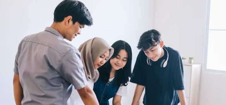 Rahasia Tim Solid: Peran Pelatihan dan Orientasi yang Adaptif dalam Mengelola Relawan!