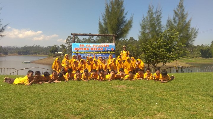 Meningkatkan Kebugaran Siswa di SMA Islam Al Masoem Bandung Melalui Peran Guru Pendidikan Jasmani