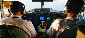 Pengertian Pilot: Peran, Tugas, dan Kualifikasi