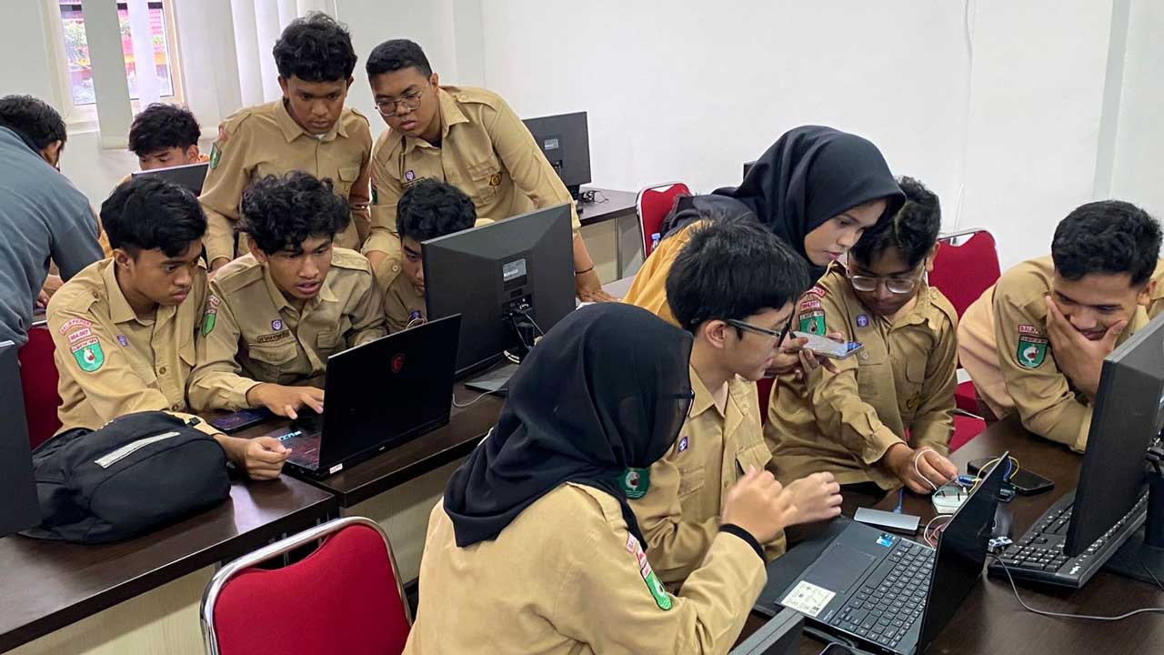 Tips Sukses Asesmen Nasional dengan Tryout Online AKM SMA